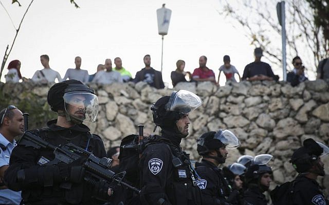 Israeli Border Police stand guard during a demonstration in East Jerusalem on November 12, 2014. (Photo credit: Hadas Parush/Flash90) Israeli Border Police stand guard during a demonstration in East Jerusalem on November 12, 2014. (Photo credit: Hadas Parush/Flash90)