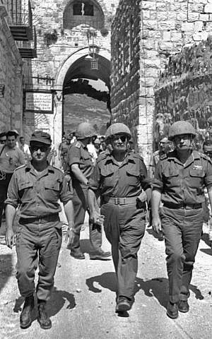 Gen. Uzi Narkiss (left), Defense Minister Moshe Dayan and Chief of staff Yitzhak Rabin in the Old City of Jerusalem during the Six Day War (photo credit: Ilan Bruner/Wikipedia) Gen. Uzi Narkiss (left), Defense Minister Moshe Dayan and Chief of staff Yitzhak Rabin in the Old City of Jerusalem during the Six-Day War (photo credit: Ilan Bruner/Wikipedia)