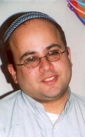 Rabbi Pesach Sommer before his 100-lb weight loss. (Courtesy)