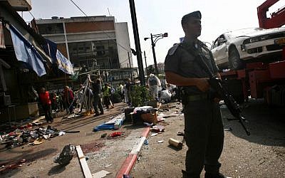 The scene of a bombing in south Tel Aviv on April 17, 2006, in which Daniel Wultz was killed along with 8 others. (Orel Cohen / Flash90)