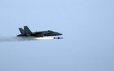 A Canadian Armed Forces CF-18A Hornet. (MSgt. Michael Ammons, USAF/Wikimedia)