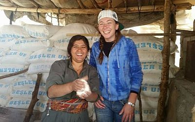Gill Rosenberg posing with a friend in a photo which is presumed to have been taken in Iraq and which was uploaded to Facebook on November 9, 2014, (photo credit: Facebook)