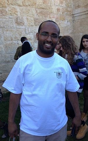 Amara Betue, a counselor at Yemin Orde, works with Ethiopian-Israeli youth to connect to their culture (photo credit: Jessica Steinberg/Times of Israel)
