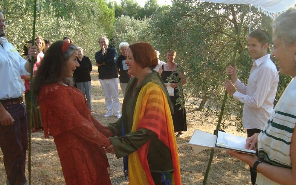 Illustrative photo of a 2009 Jewish marriage ceremony of a lesbian couple in Germany. (Maartje Wildemann) Illustrative photo of a 2009 Jewish marriage ceremony of a lesbian couple in Germany. (Maartje Wildemann)