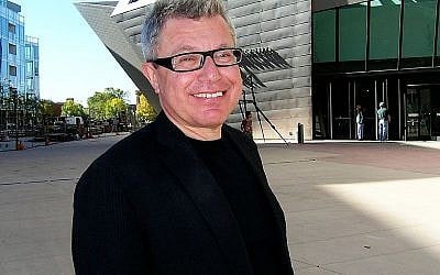 Daniel Libeskind in front of his extension to the Denver Art Museum (photo credit: Ishmael Orendain / Wikipedia) Daniel Libeskind in front of his extension to the Denver Art Museum (photo credit: Ishmael Orendain / Wikipedia)