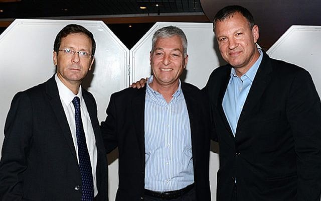 From L-R: Isaac Herzog, Shlomo Gradman and Erel Margalit at the Semiconductor Club in Tel Aviv (Photo credit: Courtesy) From L-R: Isaac Herzog, Shlomo Gradman and Erel Margalit at the Semiconductor Club in Tel Aviv (Photo credit: Courtesy)