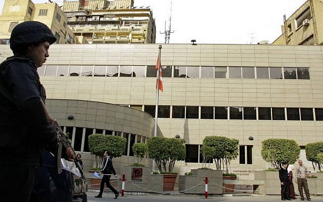 Security forces are deployed in front of the Canadian embassy in Cairo, Egypt, which closed to the public on Monday, December. 8, 2014 over security concerns. (photo credit: AP/Ahmed Abd El Latif, El Shorouk Newspaper) Security forces are deployed in front of the Canadian embassy in Cairo, Egypt, which closed to the public on Monday, December. 8, 2014 over security concerns. (photo credit: AP/Ahmed Abd El Latif, El Shorouk Newspaper)