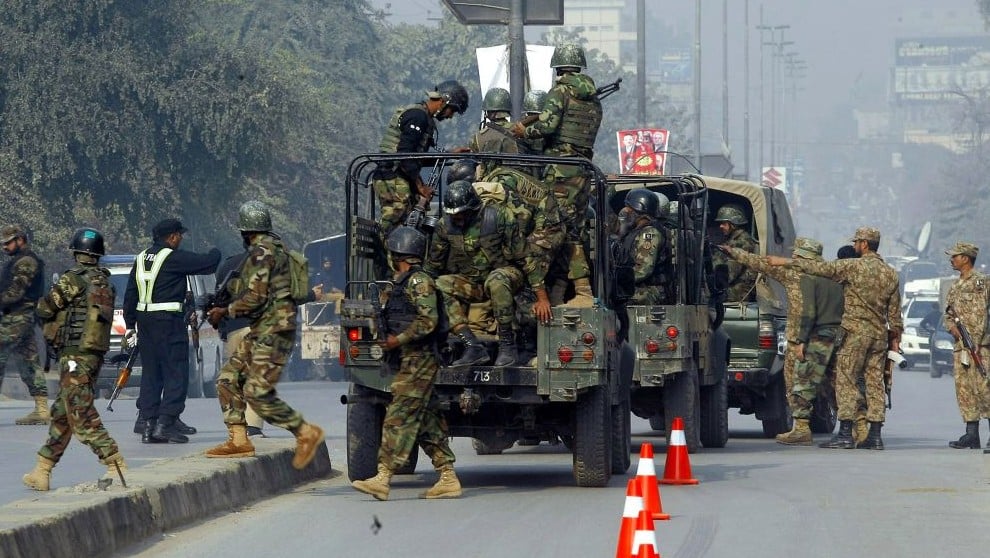 Pakistani army troops arrive to conduct an operation at a school under attack by Taliban gunmen in Peshawar, Pakistan, Dec. 16, 2014. (photo credit: AP/Mohammad Sajjad) Pakistani army troops arrive to conduct an operation at a school under attack by Taliban gunmen in Peshawar, Pakistan, Dec. 16, 2014. (photo credit: AP/Mohammad Sajjad)