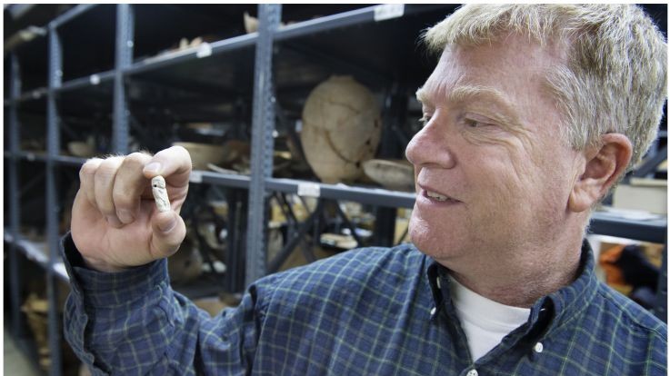 Jimmy Hardin, an associate professor in the Mississippi State University Department of Anthropology and Middle Eastern Cultures, co-directed a team in Israel that found archaeological evidence from the time of kings David and Solomon. (Photo credit: University of Wisconsin/Nathaniel Greene) Jimmy Hardin, an associate professor in the Mississippi State University Department of Anthropology and Middle Eastern Cultures, co-directed a team in Israel that found archaeological evidence from the time of kings David and Solomon. (Photo credit: University of Wisconsin/Nathaniel Greene)