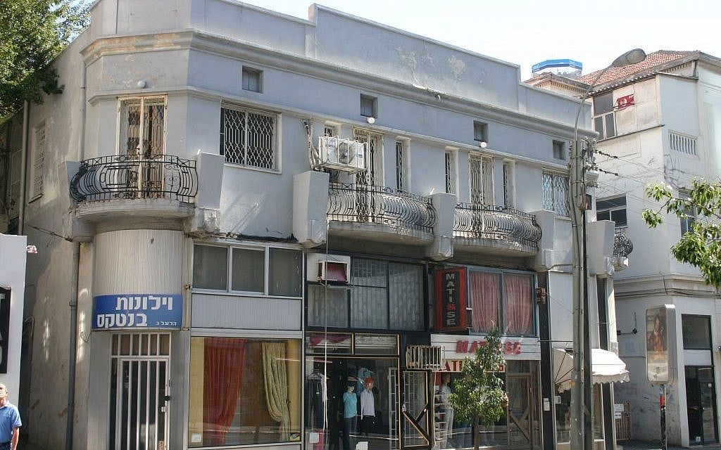 Nahum Gutman was 12 when his family moved to Tel Aviv (photo credit: Shmuel Bar-Am)