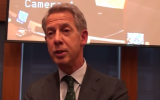 A screenshot of Dutch politician Onno Hoes speaking at a press conference. (screen capture: YouTube)