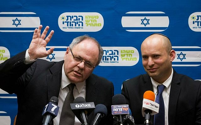Dayan and Bennett during a joint conference on December 14, 2014. (photo credit: Miriam Alster/Flash90)