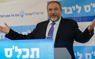 Minister of Foreign Affairs and Yisrael Beytenu leader Avigdor Liberman speaks at a press conference in Tel Aviv on January 15, 2014. Photo credit: Ben Kelmer/Flash90)