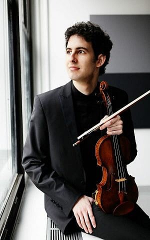 Young Israeli violinist Itamar Zorman looks to his musician parents for inspiration. (Jamie Jung)