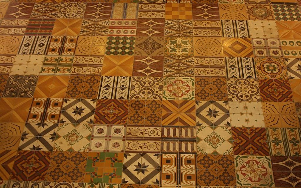 Tiles on exhibit at the former city hall on Bialik Street (photo credit: Shmuel Bar-Am)
