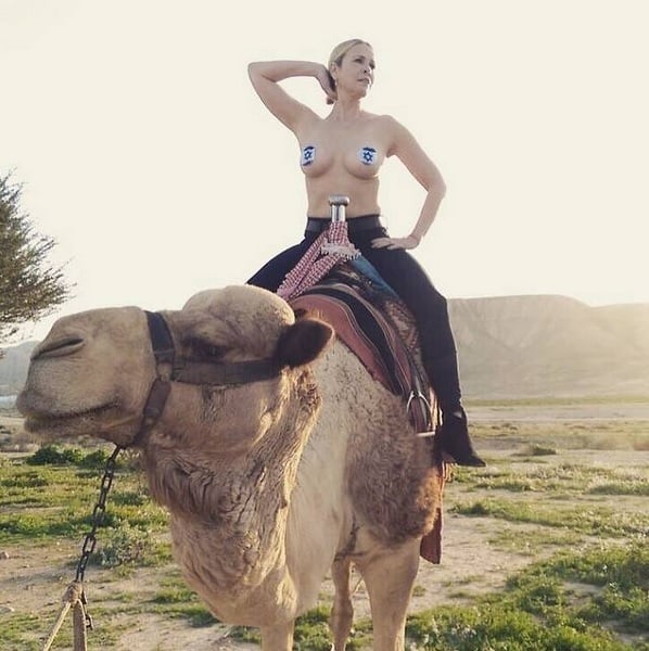 Handler writes on January 29, 2014, 'A Muslim allowed a topless Jew to sit on his camel. And we say we can't live side by side?' Perhaps peace is right around the corner. (Screen capture: Facebook) Handler writes on January 29, 2015, 'A Muslim allowed a topless Jew to sit on his camel. And we say we can't live side by side?' Perhaps peace is right around the corner. (Screen capture: Facebook)
