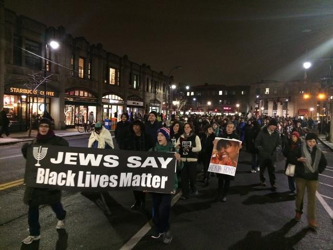 On December 15, 2015, more than 300 Jewish activists in Boston marched for the Black Lives Matter movement, including members of Jewish Voice for Peace (photo credit: Ignacio Laguarda/Wicked Local) On December 15, 2015, more than 300 Jewish activists in Boston marched for the Black Lives Matter movement, including members of Jewish Voice for Peace (photo credit: Ignacio Laguarda/Wicked Local)
