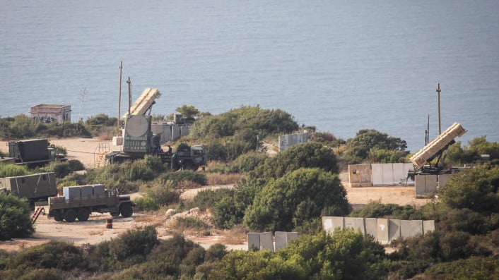 A Patriot battery perched up above the Haifa coast on August 29, 2013 (photo credit: Avishag Shaar Yashuv/ Flash 90) A Patriot battery perched up above the Haifa coast on August 29, 2013 (photo credit: Avishag Shaar Yashuv/ Flash 90)