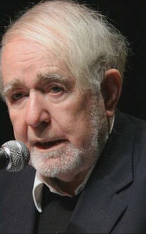 Israeli poet Nathan Zach (screen capture: YouTube)