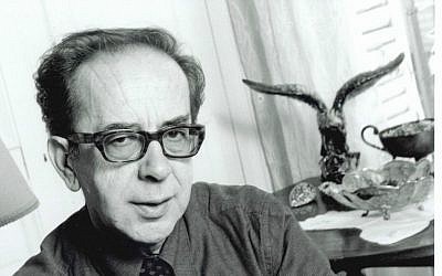 Albanian writer Ismail Kadera to win Jerusalem Prize (Courtesy Ismail Kadera)