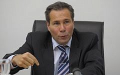 Alberto Nisman gives a news conference in Buenos Aires on May 20, 2009. (AFP Photo/Juan Mabromata)