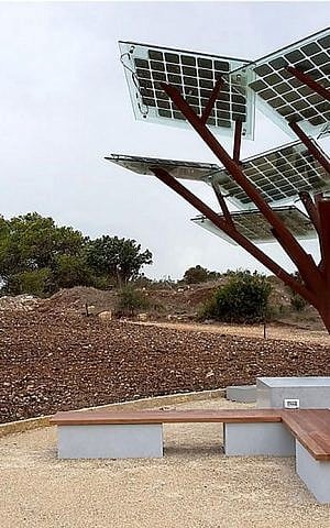The e-tree designed by Israeli renewable energy startup Sologic, at Ramat Hanadiv (Courtesy Sologic)