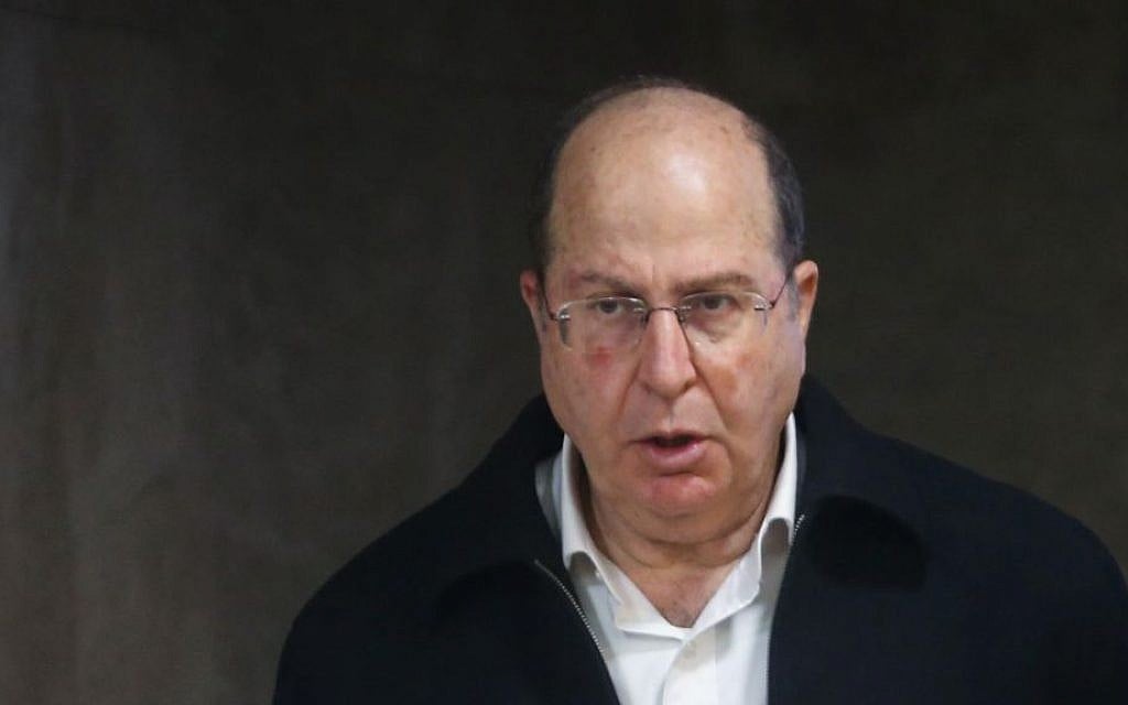 Defense Minister Moshe Ya'alon (Alex Kolomoisky/POOL/FLASH90)