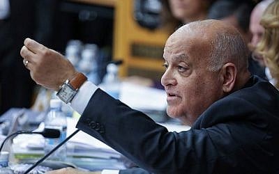 Supreme Court justice Salim Joubran, head of the Central election Committee, reacts at a committee discussion on disqualifying MK Hanin Zoabi, on February 12, 2015 (photo credit: Hadas Parush/FLASH90)