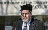 Rabbi Barry Freundel leaves the DC Superior Court House in Washington, February 19, 2015. (AP file Photo/Cliff Owen)
