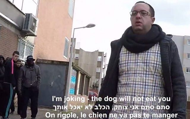 Israeli reporter Zvika Klein on a street in Paris, February 2015 (screen capture: YouTube) Israeli reporter Zvika Klein on a street in Paris, February 2015 (screen capture: YouTube)
