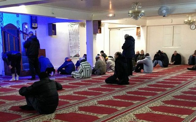 Illustrative photo of Muslim worshipers, January 12, 2015 (Elhanan Miller/Times of Israel) Illustrative photo of Muslim worshipers, January 12, 2015 (Elhanan Miller/Times of Israel)