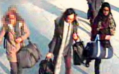CCTV images of three British girls at Gatwick airport before boarding their flight to Istanbul. (Photo credit: Metropolitan Police)