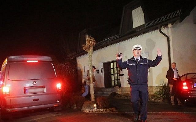 Investigators leave the house of the parents of Andreas Lubitz, the co-pilot of the crashed Germanwings on March 26, 2015, in Montabaur, soutwestern Germany (Photo credit: AFP/ DPA / Fredrik Von Erichsen) Investigators leave the house of the parents of Andreas Lubitz, the co-pilot of the crashed Germanwings on March 26, 2015, in Montabaur, soutwestern Germany (Photo credit: AFP/ DPA / Fredrik Von Erichsen)