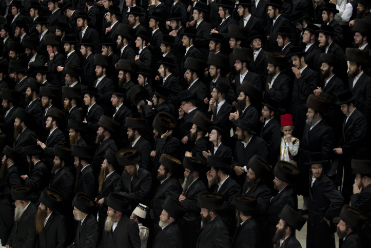 Ultra Orthodox Jewish men and children of the Vizhnitz chassidic dynasty seen during the reading of the Scroll of Esther in Bnei Brak on Wednesday night, March 4, 2015. (photo credit: Amir Levy/Flash90) Ultra Orthodox Jewish men and children of the Vizhnitz chassidic dynasty seen during the reading of the Scroll of Esther in Bnei Brak on Wednesday night, March 4, 2015. (photo credit: Amir Levy/Flash90)