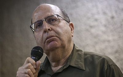 Then-Defense Minister Moshe Yaalon speaks to students at the Hebrew University in Jerusalem, on March 4, 2015. (Photo credit: Hadas Parush/Flash90