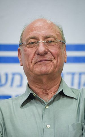 Maj. Gen. (ret) Amnon Reshef during a press conference on March 11, 2015, one week before Tuesday's elections (photo credit: Ben Kelmer/ Flash 90)