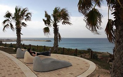 Taking a break on Ashkelon's new promenade (photo credit: Shmuel Bar-Am)