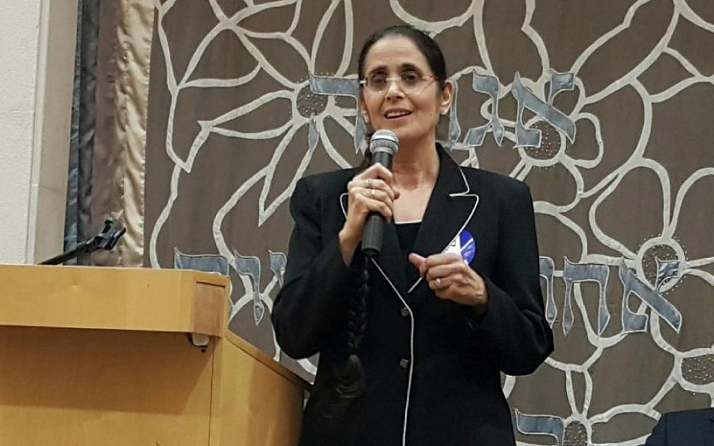 Anat Berko at a pre-election debate in the Ohel Ari Synagogue in Raanana, March 9, 2015 (photo credit: courtesy)