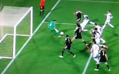Marouane Fellaini scores the only goal of the game as Belgium beats Israel at Jerusalem's Teddy Stadium on March 31, 2015 (Channel 1 screenshot)
