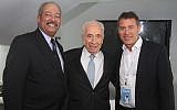 US Congressman Chaka Fattah (left) meets with former Israeli president Shimon Peres (center) and Braintech chairman Rafi Gidron on March 11, 2015 (Courtesy)