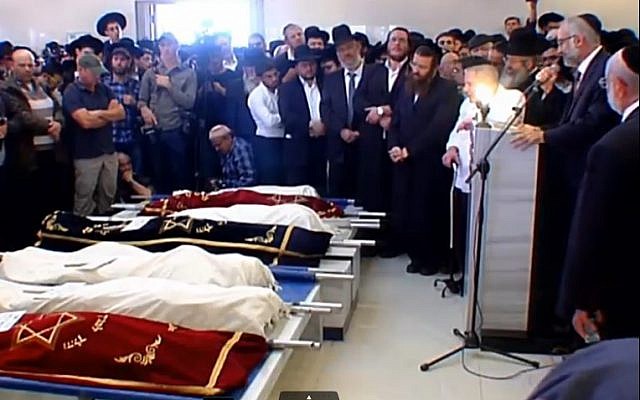 Gabriel Sassoon eulogizes his seven children, who were killed in a deadly fire. March 23, 2015 (screen capture: Channel 2)