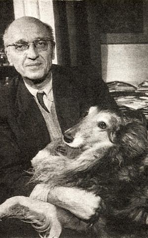 Jan Zabinski, the director of the Warsaw Zoo, helped shelter hundreds of Jews during the Holocaust. (Wikimedia Commons/JTA)