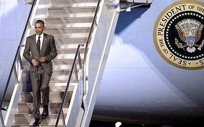 US President Barack Obama arrives in Panama City on April 9, 2015 for a summit of leaders from the Americas, where thawing ties with Cuba top the agenda. Regional leaders begin to arrive for a historic Summit of the Americas that will see the US and Cuban presidents sit face to face for the first time in decades. (photo credit:AFP/RAUL ARBOLEDA)