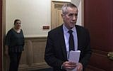 Paris Prosecutor Francois Molins arrives for a press conference at the Paris court on April 22, 2015, following the arrest of an IT student who allegedly planned a church attack in France, just over three months after Paris was hit by a jihadist killing spree. (Photo credit: AFP)