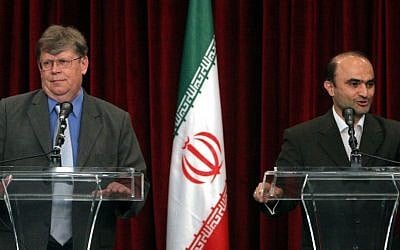 Iranian nuclear negotiator Javad Vaeedi and then-deputy Director General of the International Atomic Energy Agency Olli Heinonen, after talks in Tehran, July 12, 2007. (photo credit: AP Photo/Vahid Salemi)