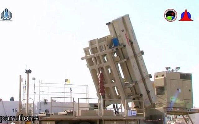 David's Sling missile defense system in action, published April 1, 2015 (photo credit: Youtube screenshot / Haaretz הארץ)