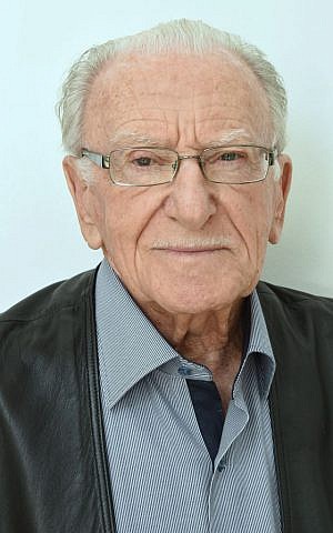 Dov Shimoni [photo by Israel Hadari]