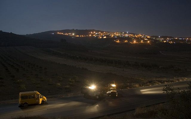 Illustrative image of IDF reservists outside Jenin (Matanya Tausig / Flash 90)