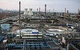 Haifa's industrial area. (Avishag Shaar Yashuv/Flash90)