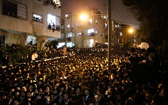 Thousands attend the funeral of Rabbi Shmuel Wosner on April 4, 2015 in Bnei Brak. (photo credit: Flash90) Thousands attend the funeral of Rabbi Shmuel Wosner on April 4, 2015 in Bnei Brak. (photo credit: Flash90)